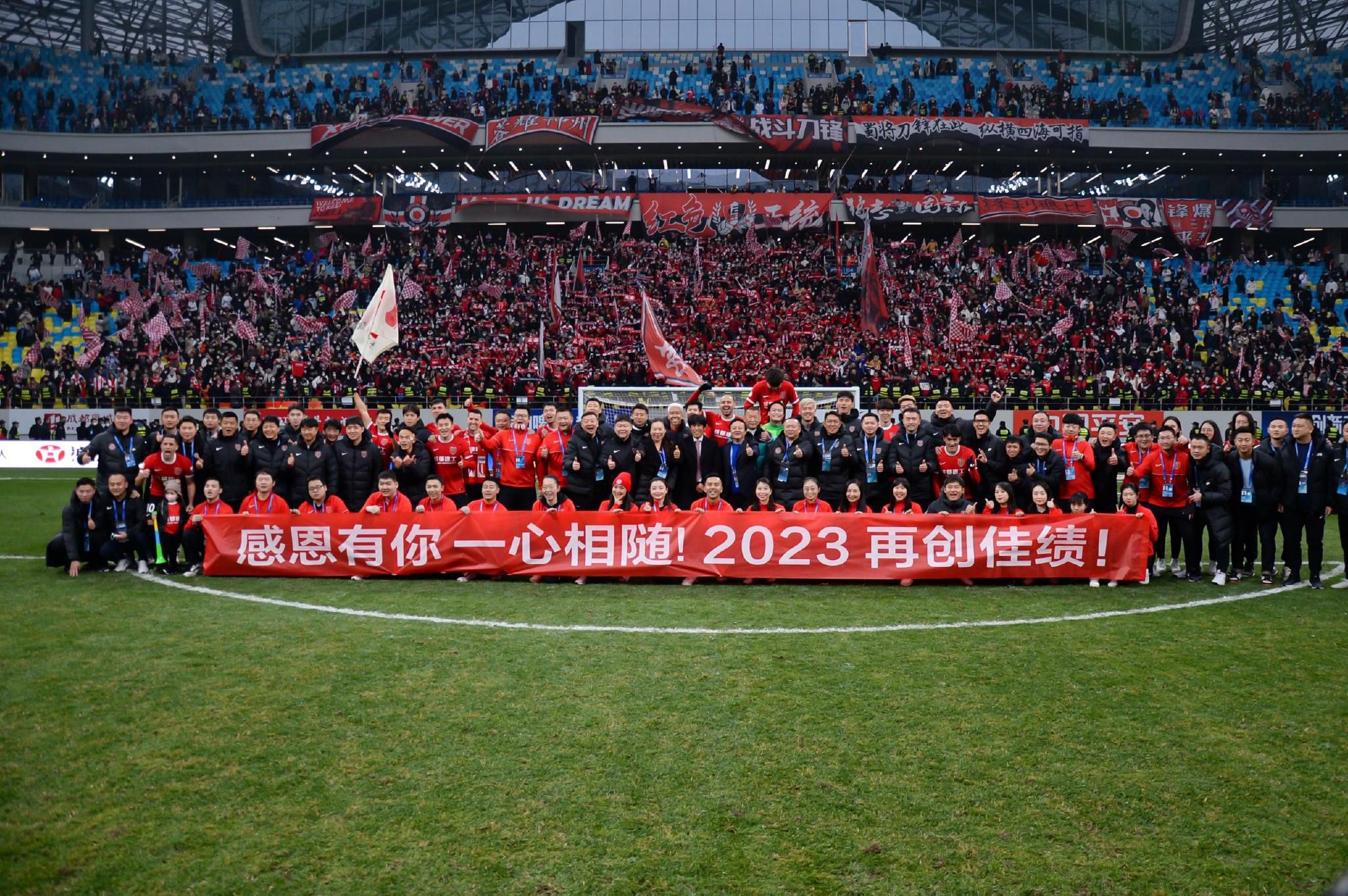 北京时间4:00欧冠A组第六轮，曼联主场迎战拜仁。